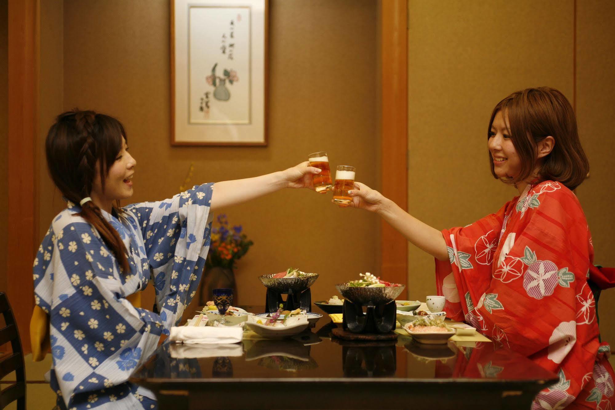 Takayama Kanko Hotel Eksteriør billede